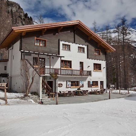 B&B La Locanda Macugnaga Buitenkant foto