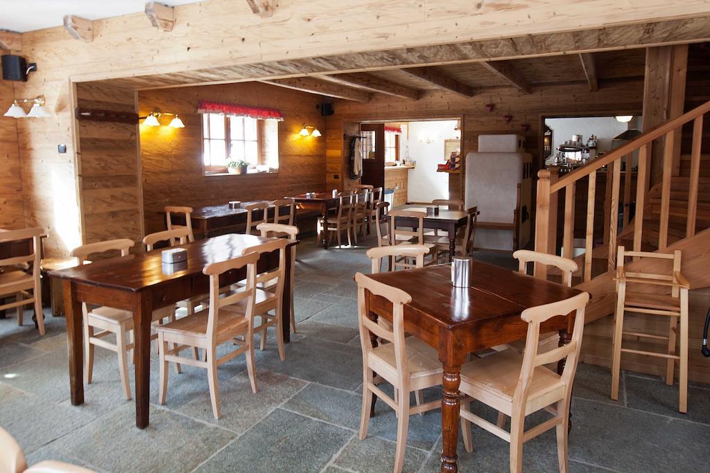 B&B La Locanda Macugnaga Buitenkant foto